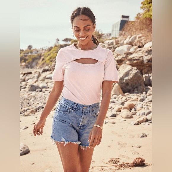 Evereve Women’s Blush Pink Short Sleeve Leya Cutout T-Shirt - Picture 1 of 5